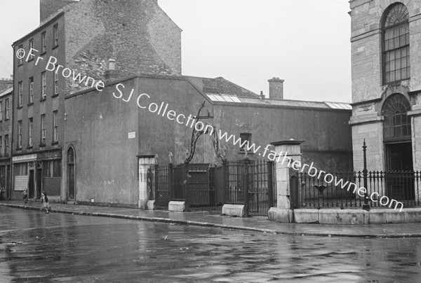 FRANCISCAN CHURCH LIBERTY STREET ( BROAD LANE ) TO BE DEMOLISHED  BROAD LANE SHOWING CHURCH AND HOUSES TO BE DEMOLISHED